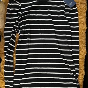 Crown and Ivy Black and White Striped Long Sleeve Top. NWT